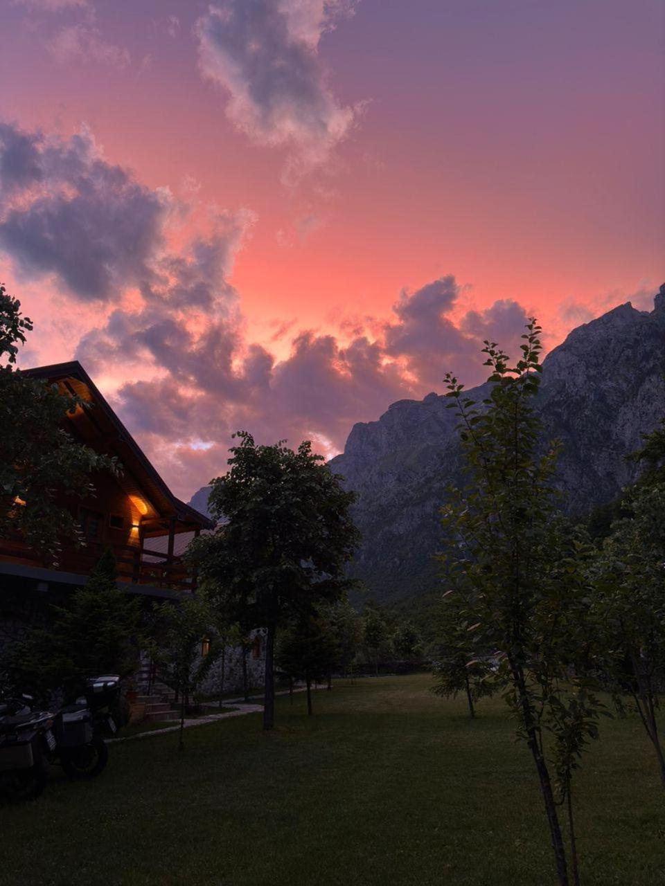 Valbona Relax Hotel Exterior photo