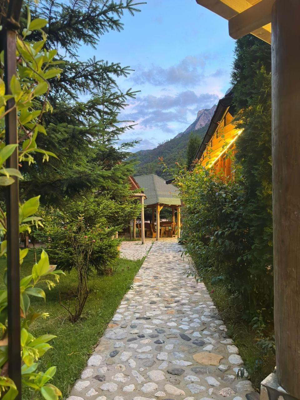 Valbona Relax Hotel Exterior photo